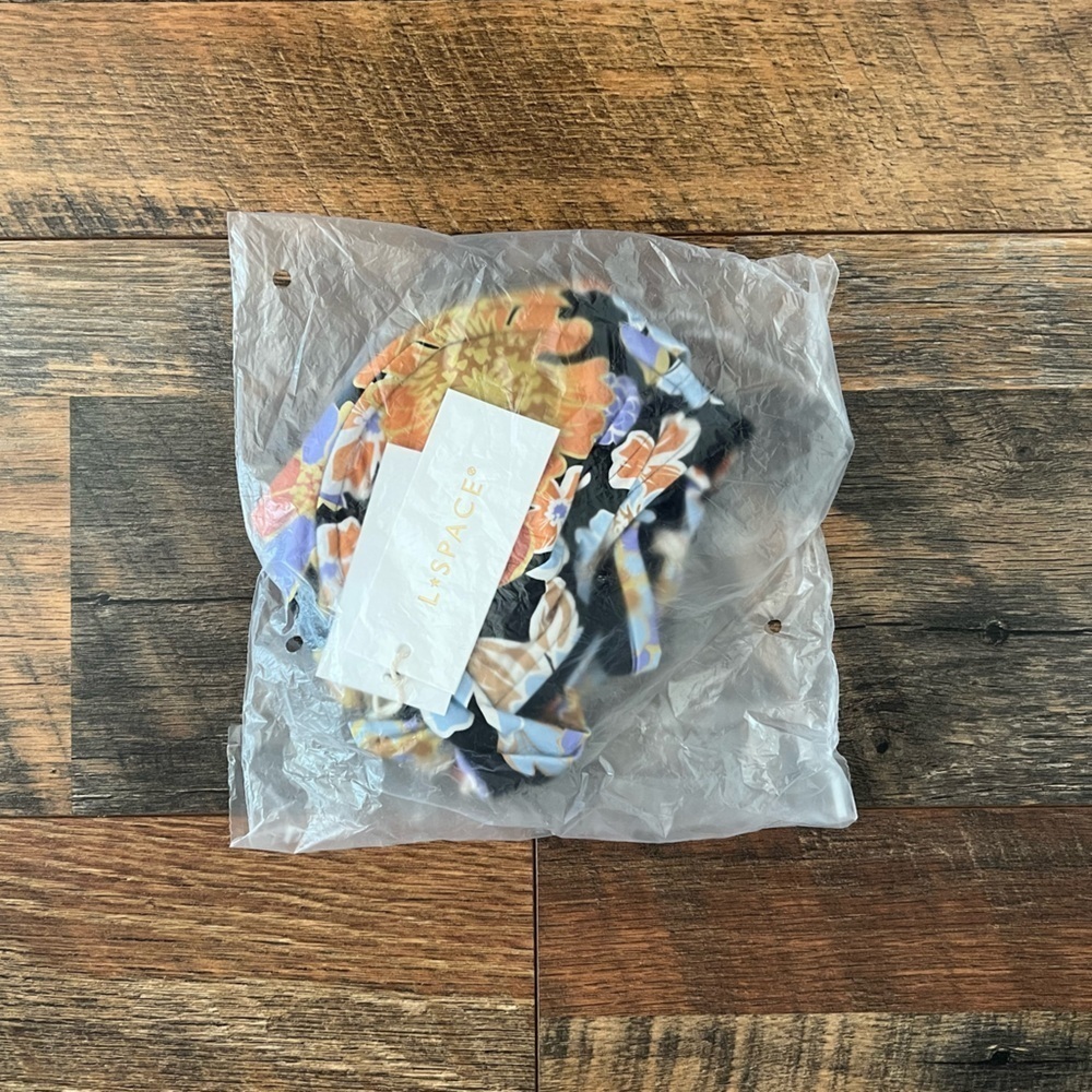 NWT L*Space Camellia Bikini Top in Sugar and Spice View 3